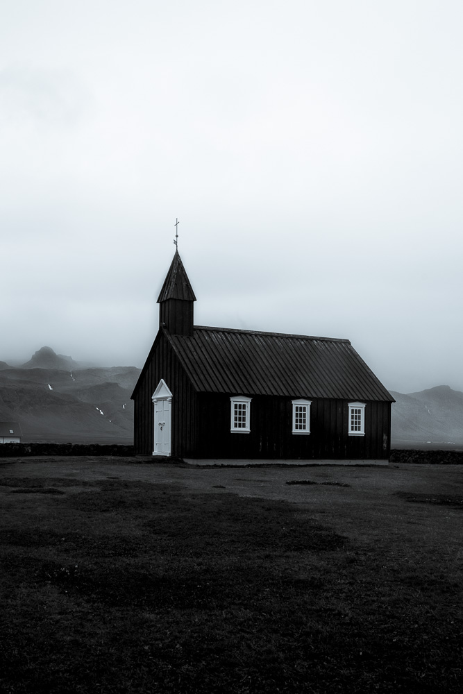 West Iceland | Dearna Bond Photography + Styling
